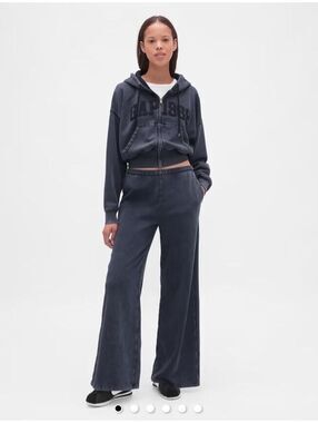 Gap VintageSoft Logo Baggy Sweatpants tapestry navy blue